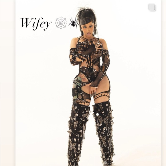 Meet your Posher, Jonesey - Picture 1 of 1